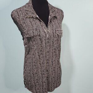 VanHeusen Studio Fitted Button Down Shirt Large